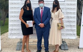 La Asociación ‘Conciénciate' entrega un premio a Grupo Soledad por su apoyo y solidaridad